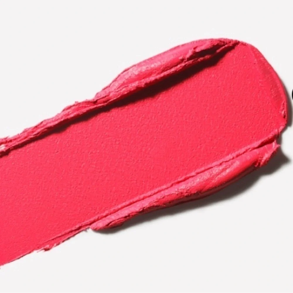MAC Lipstick-Relentlessly Red